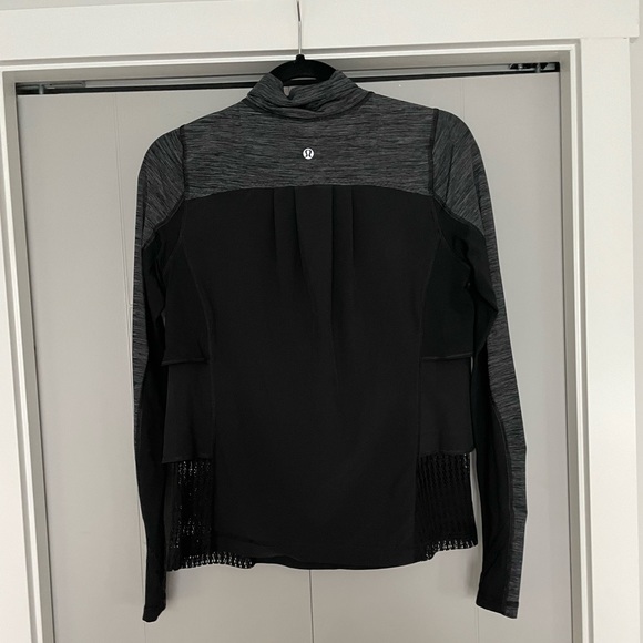 NWOT lululemon running jacket half-zip - Picture 2 of 4